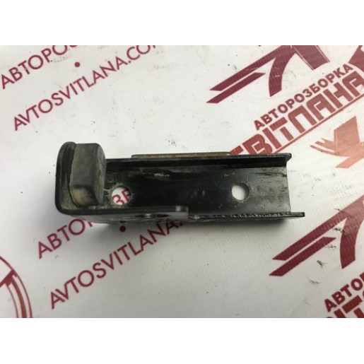 Ограничитель правой сдвижной двери верхний Ford Connect 2002-2013 2T14V27232 